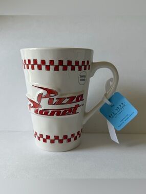 Rae Dunn Disney Pixar Toy Story Pizza Planet "Freshest In The Galaxy" Mug NWT